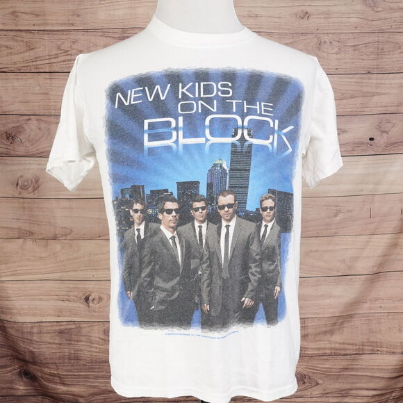 VINTAGE NEW KIDS ON THE BLOCK 2008 NORTH AMERICAN TOUR T-SHIRT SZ M ANVIL - Picture 2 of 10